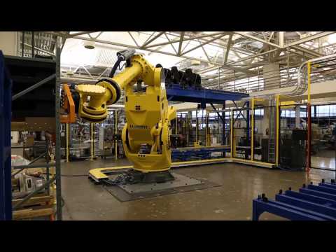 Heavy Duty Robotic Truck Unload System Offloads Large Automotive Modules
