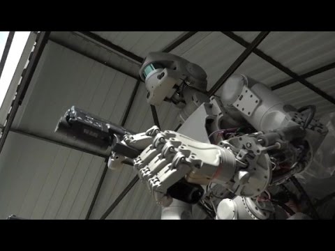 This Russian robot shoots guns